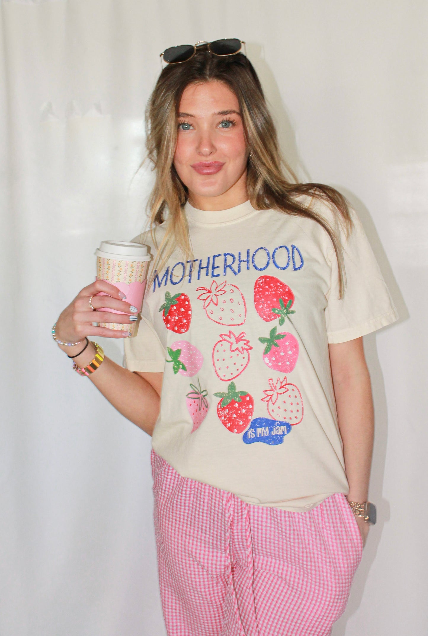 MOTHERHOOD TEE